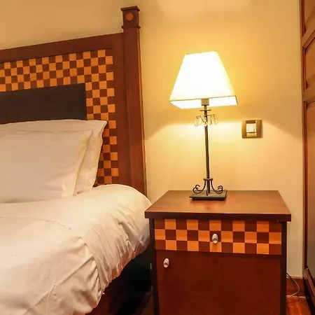 Liston Palace Luxury *