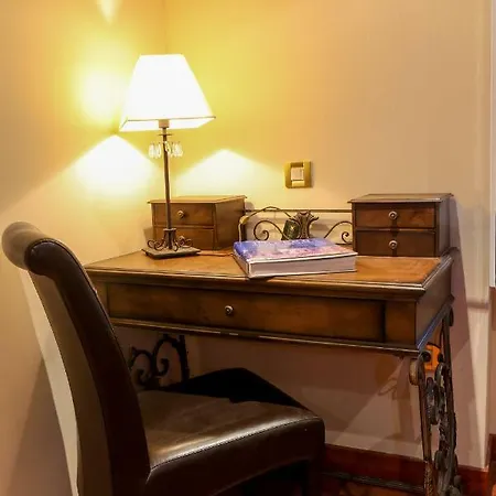 Liston Palace Luxury Apartment